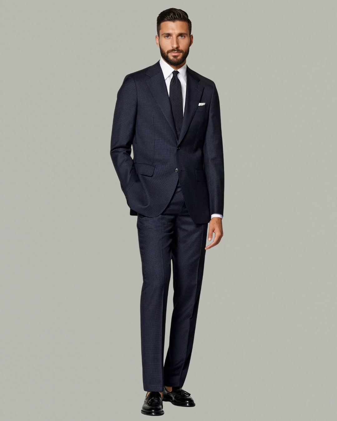 tailor-made suit navy